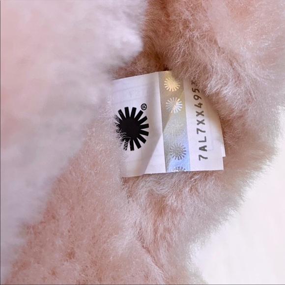 UGG Dalla UGG Metal Graphic Slippers In Quartz - Picture 7 of 8